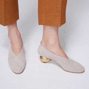 Gray Matters Mildred Classica Pump with Egg Heel